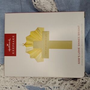 Gold Tone Cross‎ Ornament